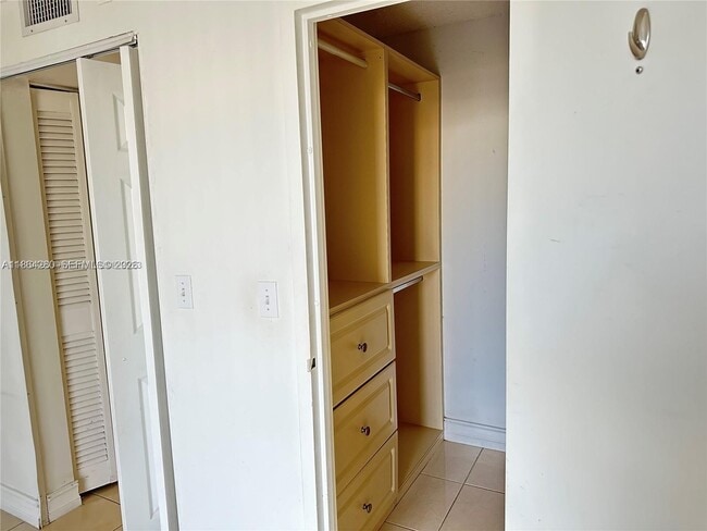 Building Photo - 200 172nd St