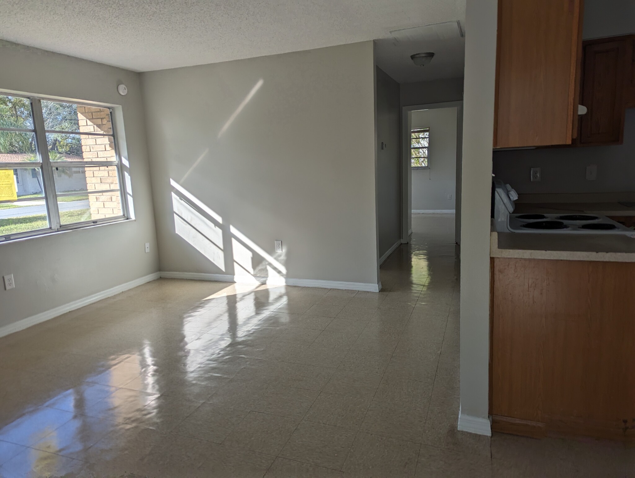 Building Photo - 1302 N Nancy Ter