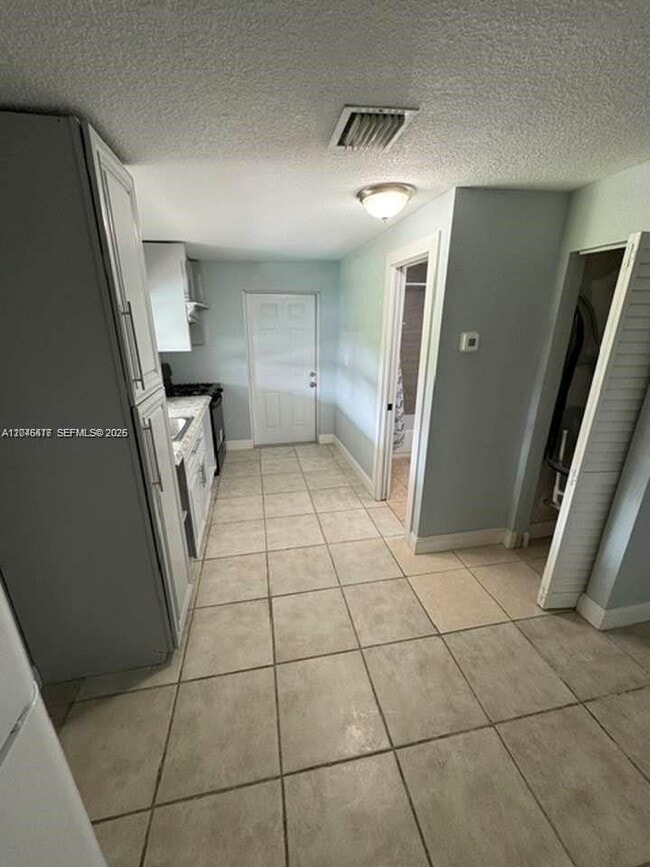 Building Photo - 16025 SW 299th Terrace