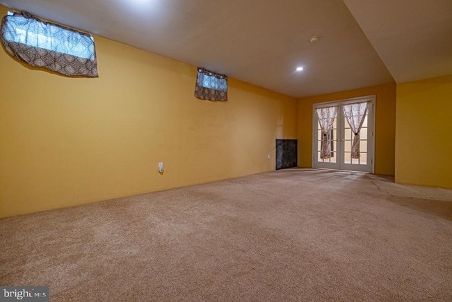 Building Photo - 13220-13220 Willow Point Dr