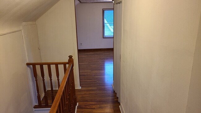 Building Photo - 422 N Ottokee St