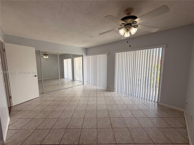 Building Photo - 8380 SW 154th Ave