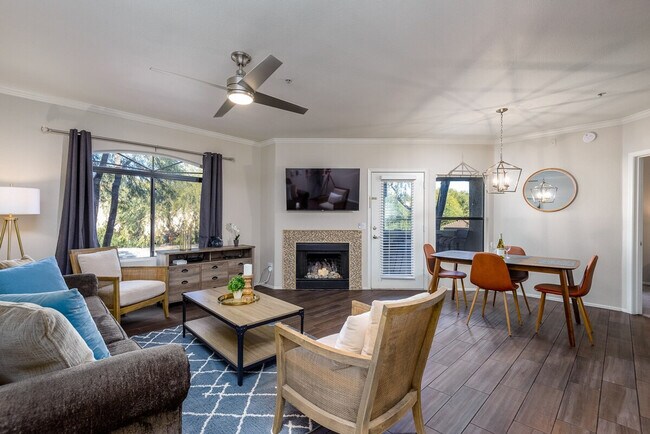 Building Photo - 15095 N Thompson Peak Pkwy