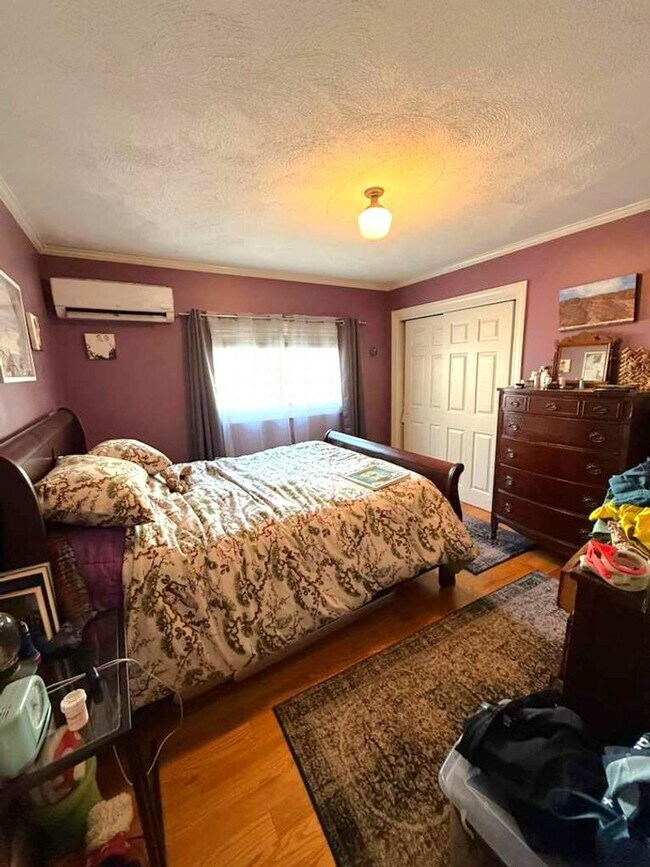 Building Photo - Spacious and updated 3-bedroom condo just 2 blocks from Airport T Station!