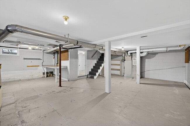 Building Photo - 239 McDonald Rd