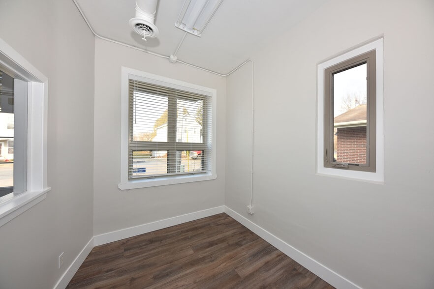 Office overlooking Webster Street - 122 S Webster St