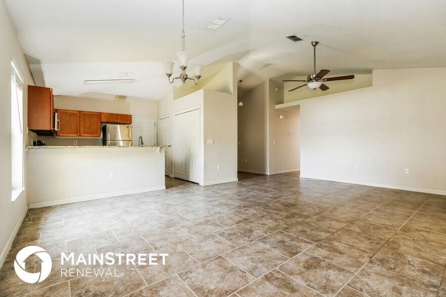 Building Photo - 1701 Larkin Rd