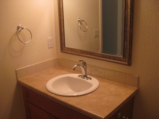 Building Photo - Beautiful 5 Bedroom Home for Rent on Creek...