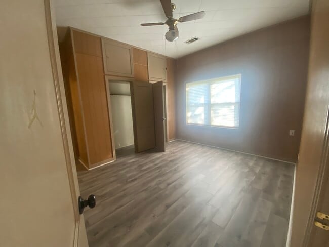 Bedroom 3 - 5195 Seale Rd