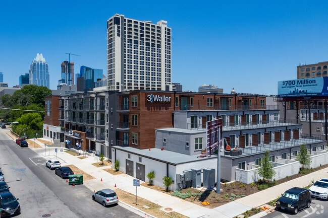 Building Photo - Placemakr Downtown Austin