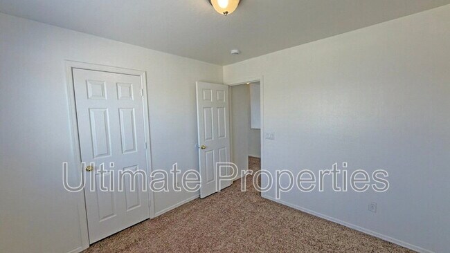 Building Photo - 6431 W Whyman Ave