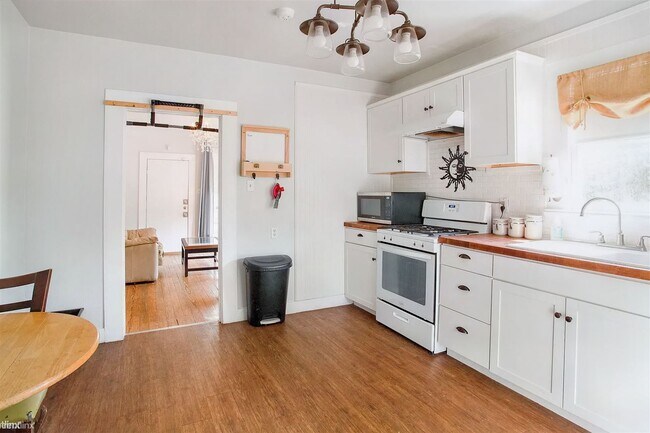 Building Photo - 2 br, 1 bath House - 431 Lindsey St