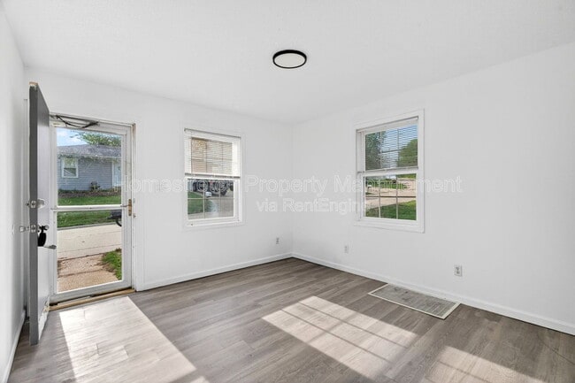 Building Photo - 3966 Kleinschmidt Rd