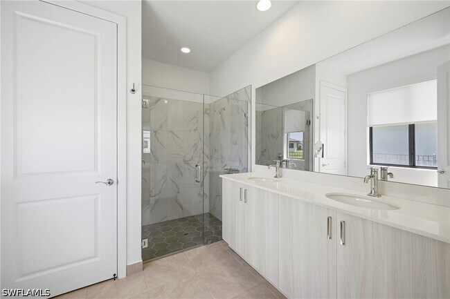 Building Photo - 5187 Nevola Ave