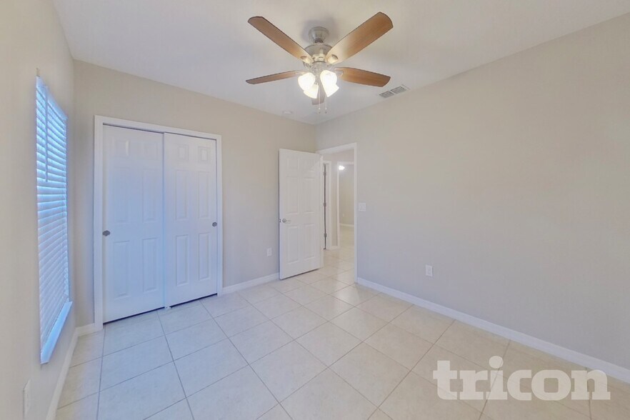Building Photo - 417 Kestrel Dr