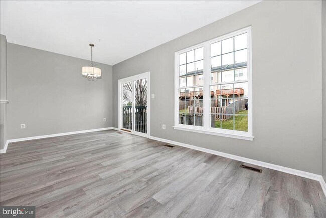 Building Photo - 3508 Connor Pl