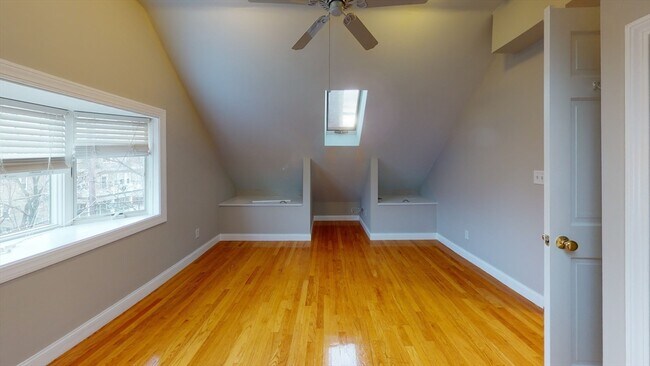 Building Photo - 72-74 Harlow St