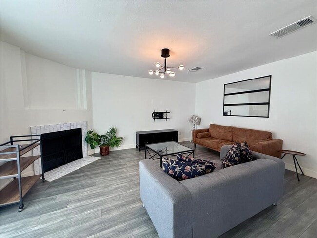 Building Photo - 12952 Dionysus Dr