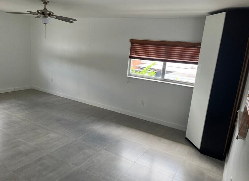 Building Photo - 11480 SW 55th St