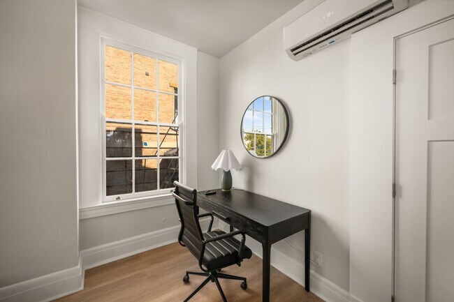 Building Photo - 1326 Broadway