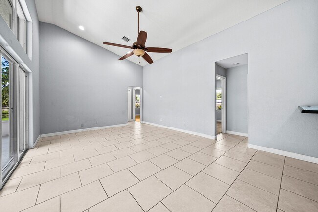 Building Photo - 16105 Temple Blvd