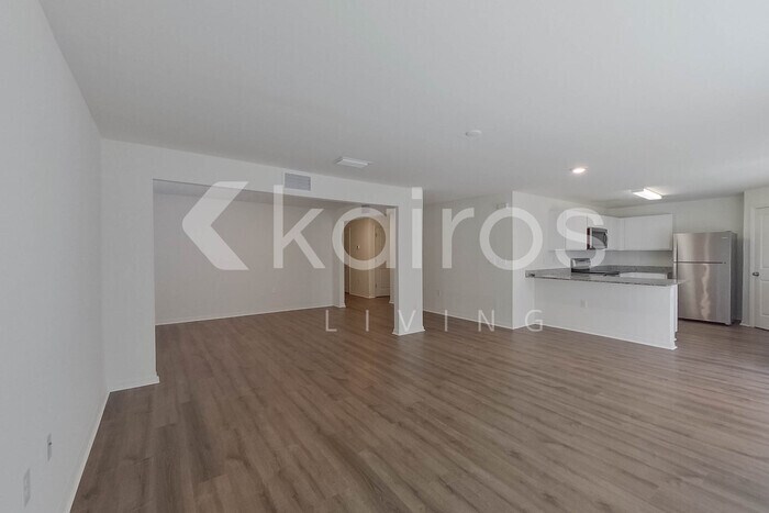 Building Photo - 262 Grenada St NW