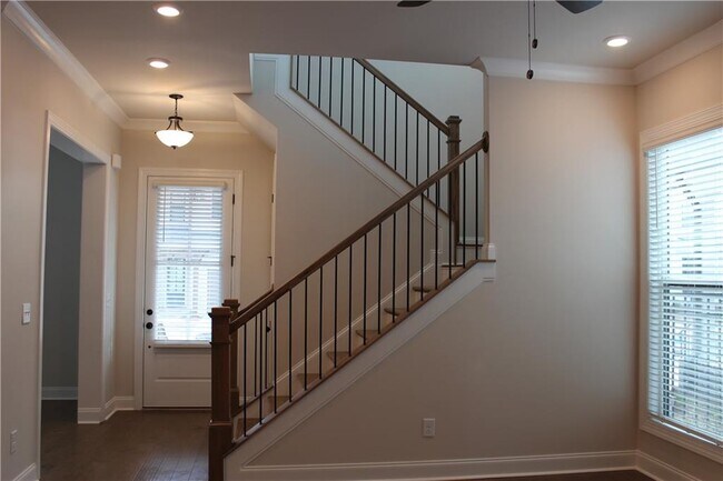 Building Photo - 4647 Molder Dr