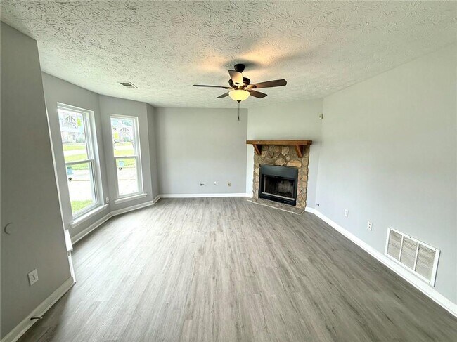 Building Photo - 3628 N Hopkins Ct