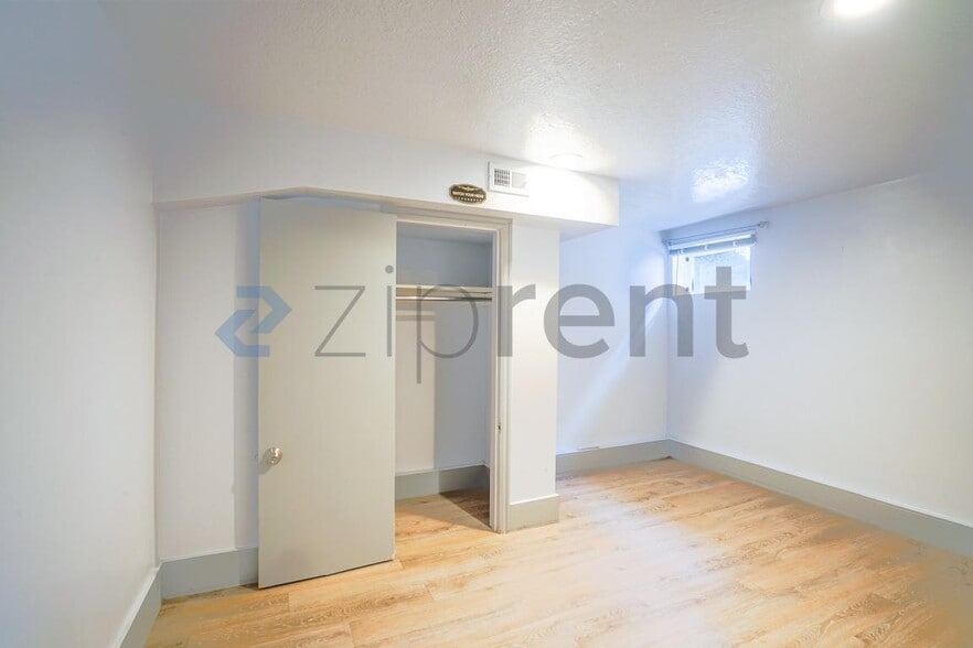 Building Photo - Unit Basement