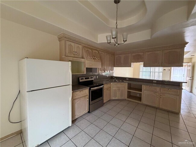 Building Photo - 25 N 7th St