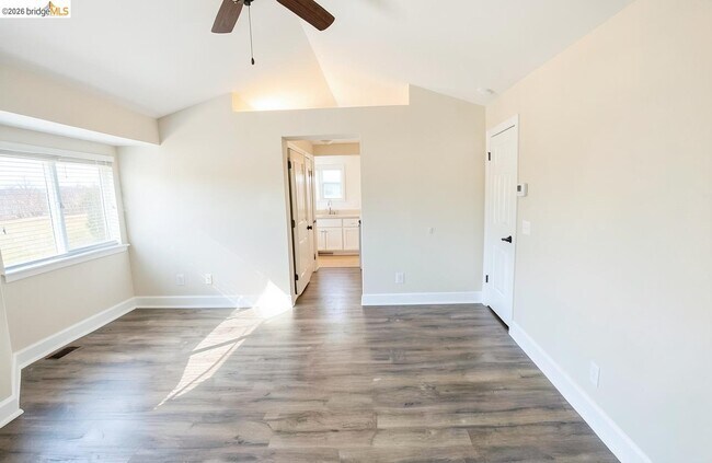 Building Photo - 2413 Santa Cruz Ct