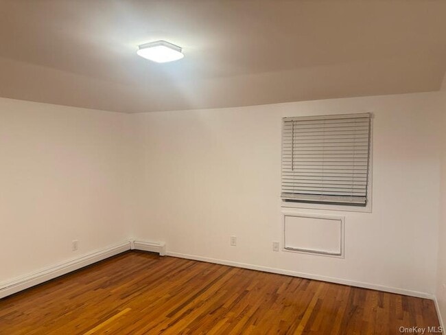 Building Photo - 139-10 254th St