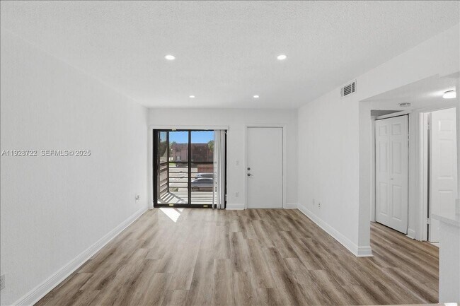 Building Photo - 6530 W 27th Ave