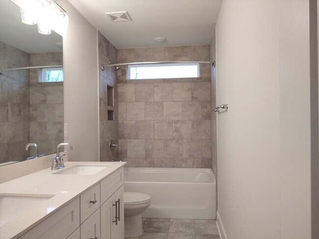 Building Photo - Beautiful Home located in the McKee Grove ...