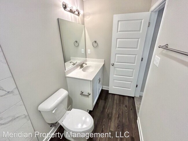 Building Photo - 4 br, 2.5 bath House - 8745 Kennesaw Dr E