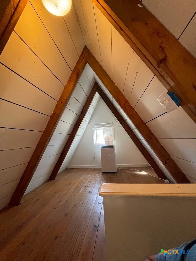 Building Photo - 1522 Cattail