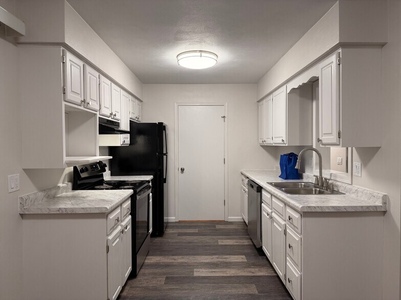 Building Photo - 2934 Cimarron Trl