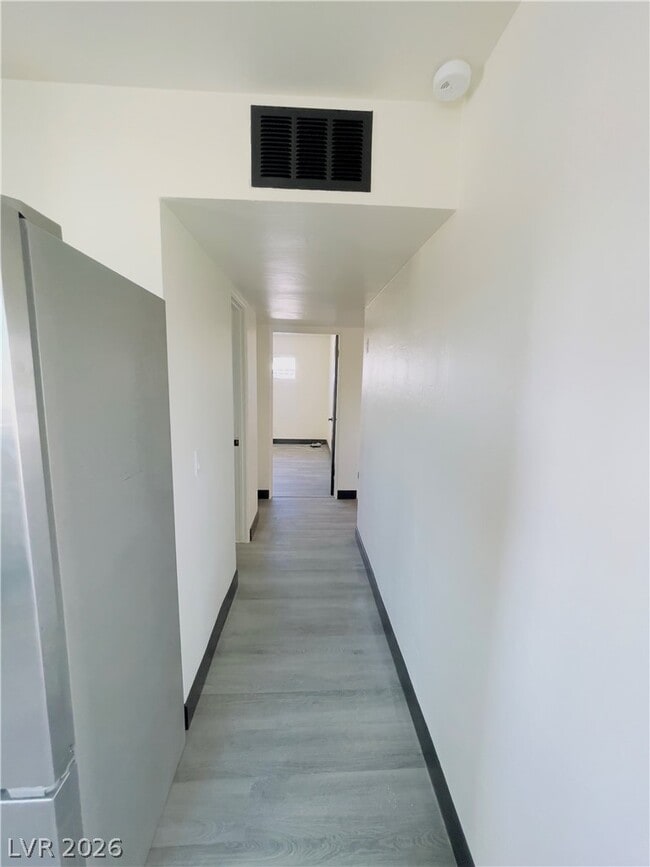 Building Photo - 2317 Santa Rita Dr