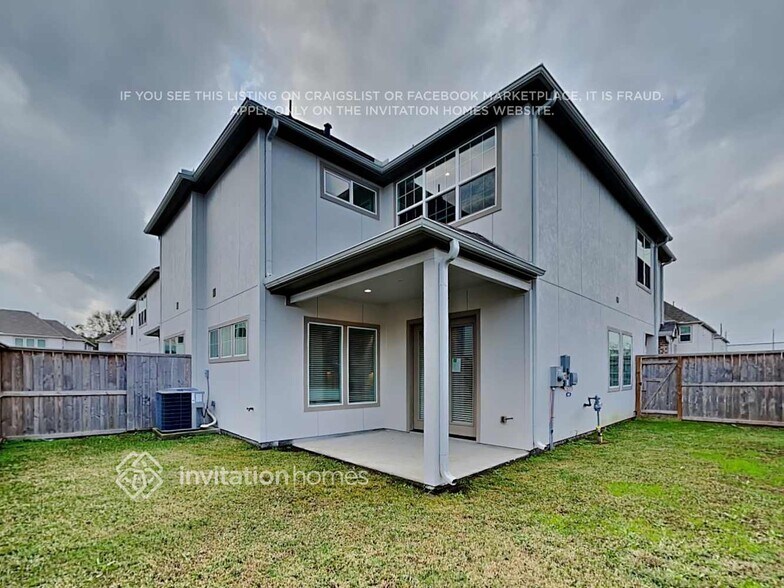 Building Photo - 12403 Imperial Lk Ln