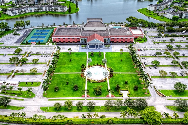 Building Photo - 438 Mansfield K