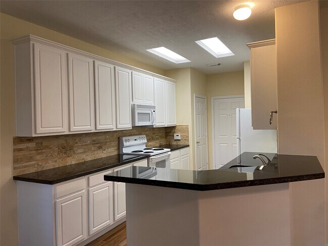 Building Photo - 75 Summer Haze Cir