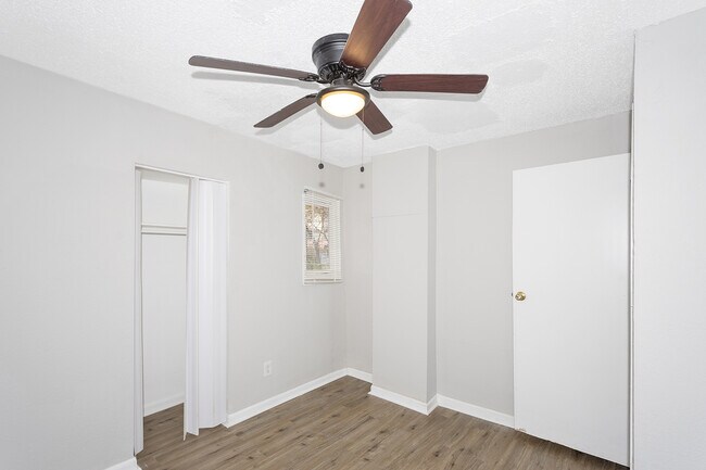 Building Photo - 3423 Garner Ave