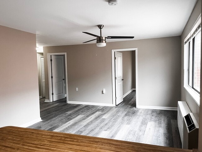 Building Photo - 2025 Move-In Special – $200 Off First Mont...