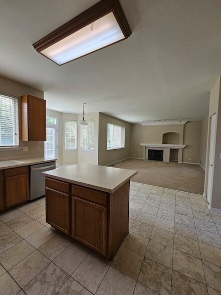 Building Photo - 420 Merry Oaks Rd