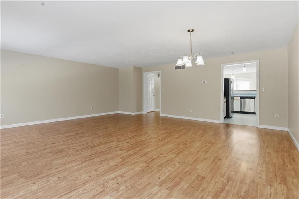 Building Photo - 39 Waterview Dr