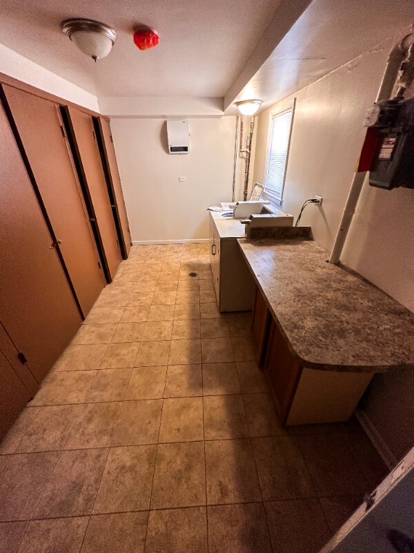 Building Photo - 7344 W Belmont Ave