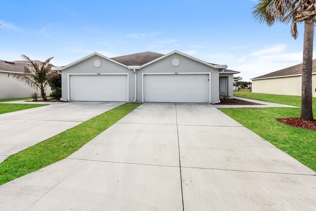 Building Photo - 9076 Aegean Cir