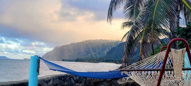 Building Photo - Luxe Beach Retreat in Hauula, Oahu's North Shore, with Private Beach