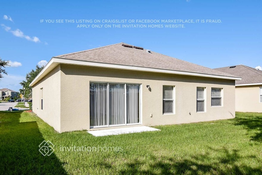 Building Photo - 5927 Desert Peace Ave