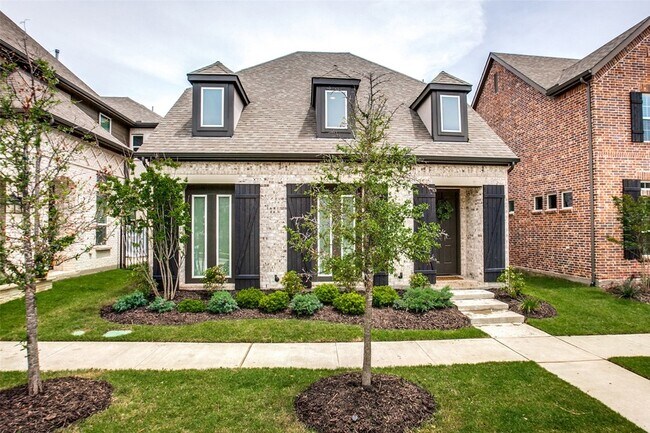 Primary Photo - 7021 Royal View Dr